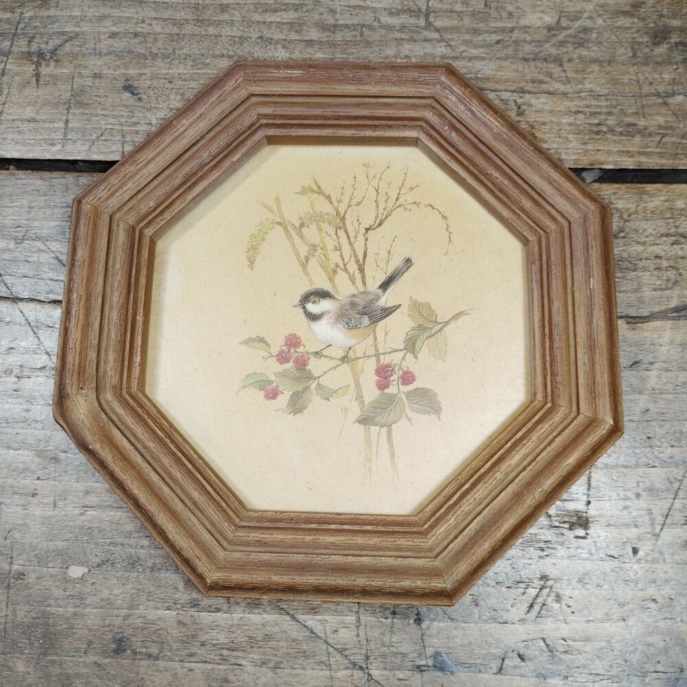 Vintage Homco Bird Berries Wall Print Gold Octagon Gold Plastic Frame 10"